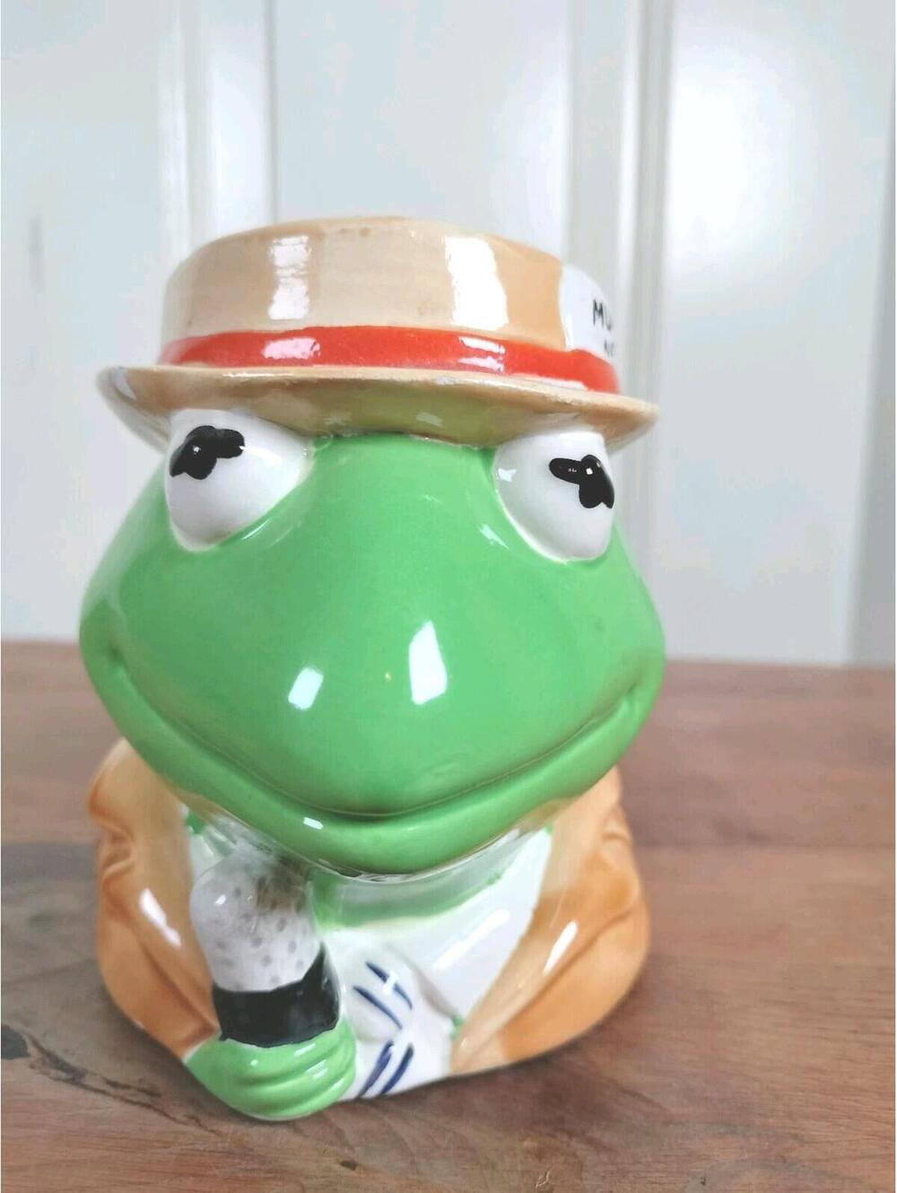 VTG 1970s Kermit the Frog Muppet News Reporter Mug Sigma Jim Henson Ceramic 3D